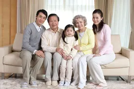 “老妻少夫”越来越普遍，怎样进行夫妻生活才会有健康的宝宝呢？图片