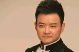 辞职央视赴美"镀金"，被尼格买提"抢"饭碗的李佳明，现状如何？图片