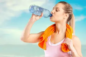 跑完步后记住这几点不能做，真的很伤人图片