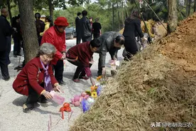 农村上坟为什么讲究“早清明，晚十月一”？老农给出了答案图片