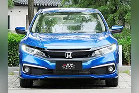 思域1.5T动力强，昂克赛拉操控好，日系弯道王PK本田大法该买谁？图片