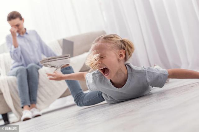 如今,很多家长都会发现,孩子进入叛逆期的时间提前了,且走出叛逆期的