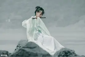 陈与义《临江仙·夜登小阁忆洛中旧游》家国人生惊叹感慨深远绵长图片