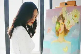 90后美女画家，痴迷在废品上画画，是故弄玄虚还是艺术？图片