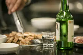 酒精度数越高越伤免疫力图片