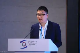 黄峥成为中国第三富豪，你羡慕他的风光，却没有看到他风光的背后图片