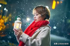 所谓生活，一半惊喜，一半遗憾；所谓坚强，是比谁更能装的无所谓图片