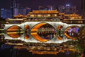 易中天：最懂生活的中国人，莫过于成都人图片