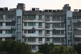 为什么14部委再次鼓励旧楼加装电梯？这几个原因你可能没想过图片