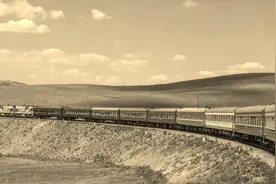 神秘的铁路一号车次，经历风风雨雨七十年，目前运行中仅存三列图片