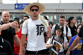 NBA球星中国行，谁浪谁服谁，看到他会泪目图片