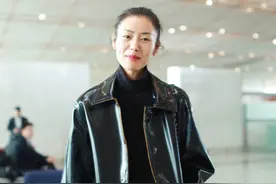 开春第一双就要小白鞋 舒适轻便又百搭还很时髦哦图片