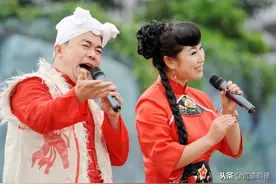 故乡的山歌跟我唱图片