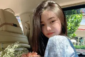 15岁北京女孩“肉肉脸”，穿衣时髦，30岁老阿姨都跟她学穿搭图片