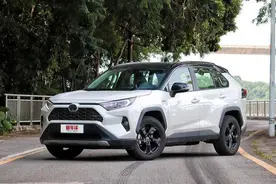 一汽丰田RAV4超深度车评：不是所有的传奇都能延续传奇图片