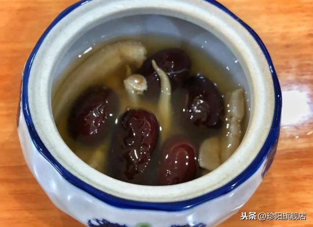 花胶炖牛奶胖吗 2026年花胶炖牛奶会胖吗