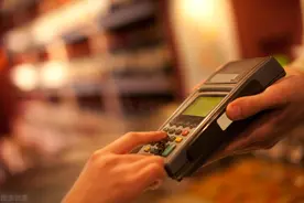 一旦资不抵债，有限的资金用来还网贷，还是用来还信用卡？图片