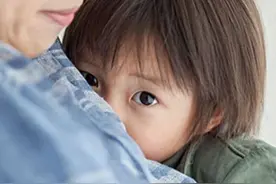 孩子总能看到大人看不到的东西？父母别自己吓自己，有这4个原因图片