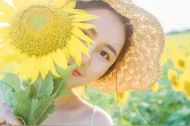 故事：男神晕倒，我情不自禁说出“我喜欢你”，可谁知他是在装晕图片