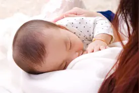 母乳会对婴儿智商产生影响吗？喝母乳真会更聪明？图片