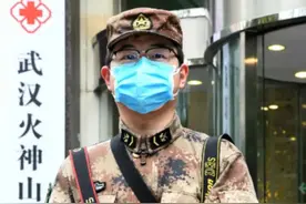 抗疫一线 | 70天奋战，38次进“红区”，10万张影像……他用镜头记录战“疫”图片