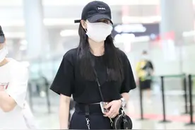 阚清子机场照曝光，很潮很酷很时尚图片