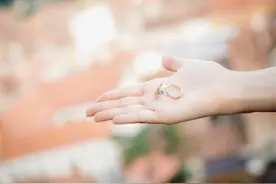 前妻纠缠不休怎么办图片