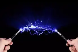 科普｜为什么中国电压是220V,而美国是110V?图片