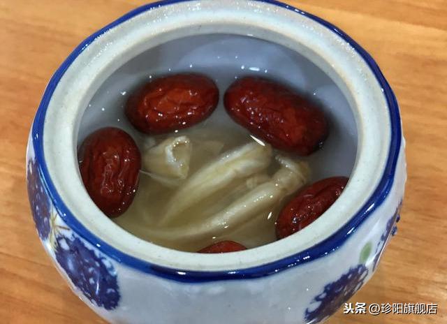 花胶炖牛奶一次吃多少钱 花胶炖牛奶一次吃多少钱啊