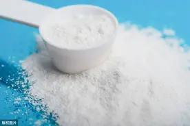 养鸡秘诀：巧用葡萄糖来喂鸡！很实用的小妙招图片