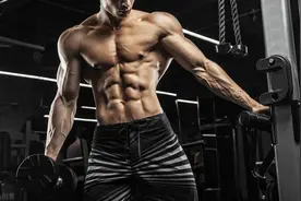 健身教练是吃青春饭的？图片