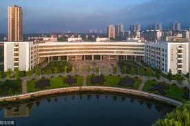 华中科技大学法硕分数线公布！对比近3年趋势，考研竞争激烈图片