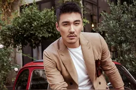 胡兵：曾被妈妈逼婚逼出抑郁症，而今49岁依然单身图片