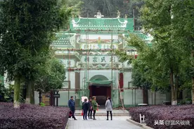 毛泽东的先祖毛太华，老家是江西，为何先迁到云南，后迁到湖南？图片
