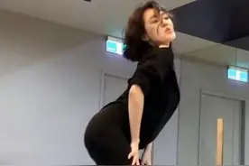 小S成人舞毕业，自信与仨女儿PK舞姿，前凸后翘却难拴住丈夫心图片