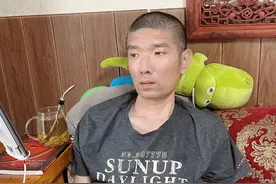 渐冻人群像图片