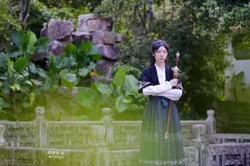 旧版《倚天屠龙记》第一百一十一回 黑衣少女图片