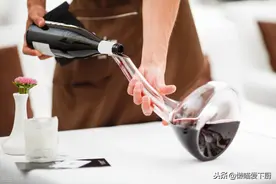 葡萄酒“醒酒”多长时间合适？几十块钱的酒需要醒吗？涨知识了图片