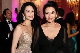 沈月和两个姐妹，谁才是“女神妈妈”邱淑贞的美貌继承人？图片