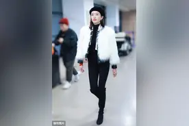 不愧是曹皇后，戏里戏外一样美，穿“原谅绿”也能御姐风十足图片