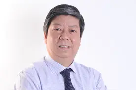 只要孩子健康辛苦也值得——记西北妇幼医院新生儿科主任李占魁图片