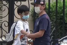 白百何带儿子见前夫，陈羽凡渐显“衰势”，儿子摸老爸肚腩图片