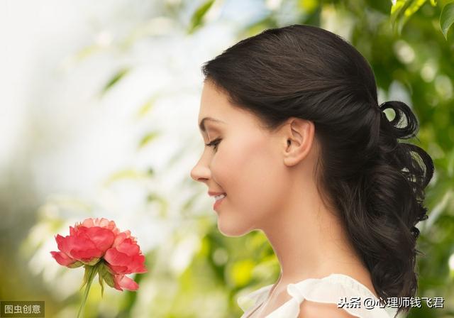 解读渣男撩妹常用的情话，女人遇到这三类要小心