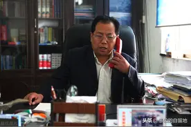 故事：初中文化的舅舅，凭着这种做事方法，成了我们当地妇孺皆知的首富图片