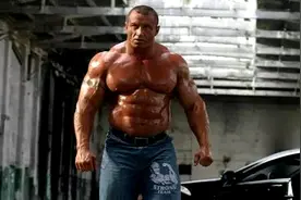 5届大力士冠军马瑞斯，跨界综合格斗传奇图片