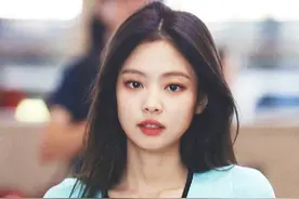 「人间香奈儿」金珍妮Jennie  夏季穿搭回顾图片