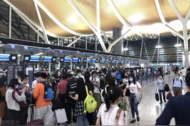 浦东机场干嘛要造那么大？那么远？图片