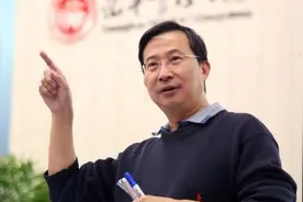 北大教授饶毅：不建议中国学生去读美国的顶尖大学图片