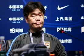 赛后｜李霄鹏：金敬道的伤比较麻烦，第一套战术被恒大抓住了图片