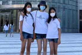 佟大为12岁女儿腿长惊人，比妈妈还高，佟大为：是我基因太强大图片